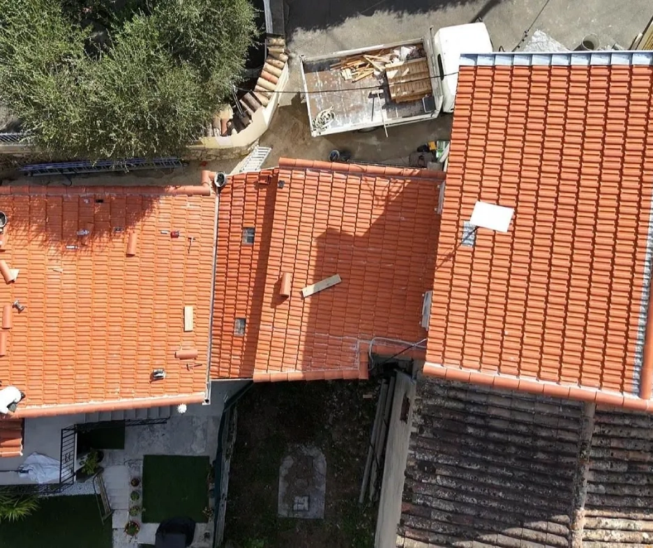 <span>Notre mission</span>Protéger vos toitures partout en Suisse Romande.